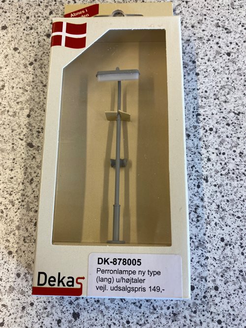 Dekas 878005  Moderne type (langt amatur) m/højtaler, H0 